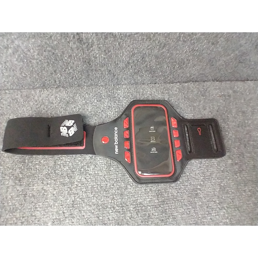 New Balance Running Armband Unisex OS Black Red Smartphone Holder Key Slot